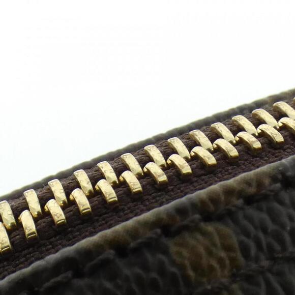 LOUIS VUITTON Brown Monogram Shoulder Bag - Picture 6 of 10